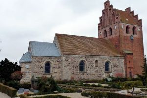 Kirke V&aelig;rl&oslash;se Kirke